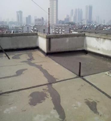 吉利漏水维修 楼顶漏水是什么原因，楼顶漏水维修方法是什么?