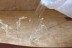 吉利漏水维修 免砸砖防水材料该如何施工